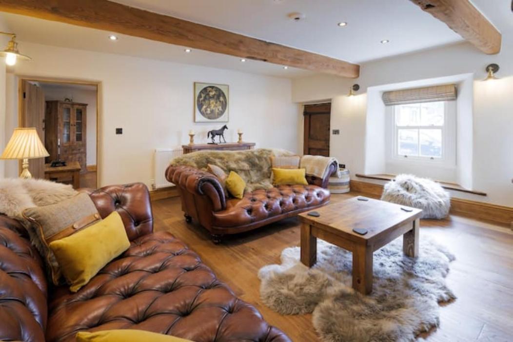 5 Star Cottage On The Green With Log Burner - Dog Friendly Austwick Экстерьер фото