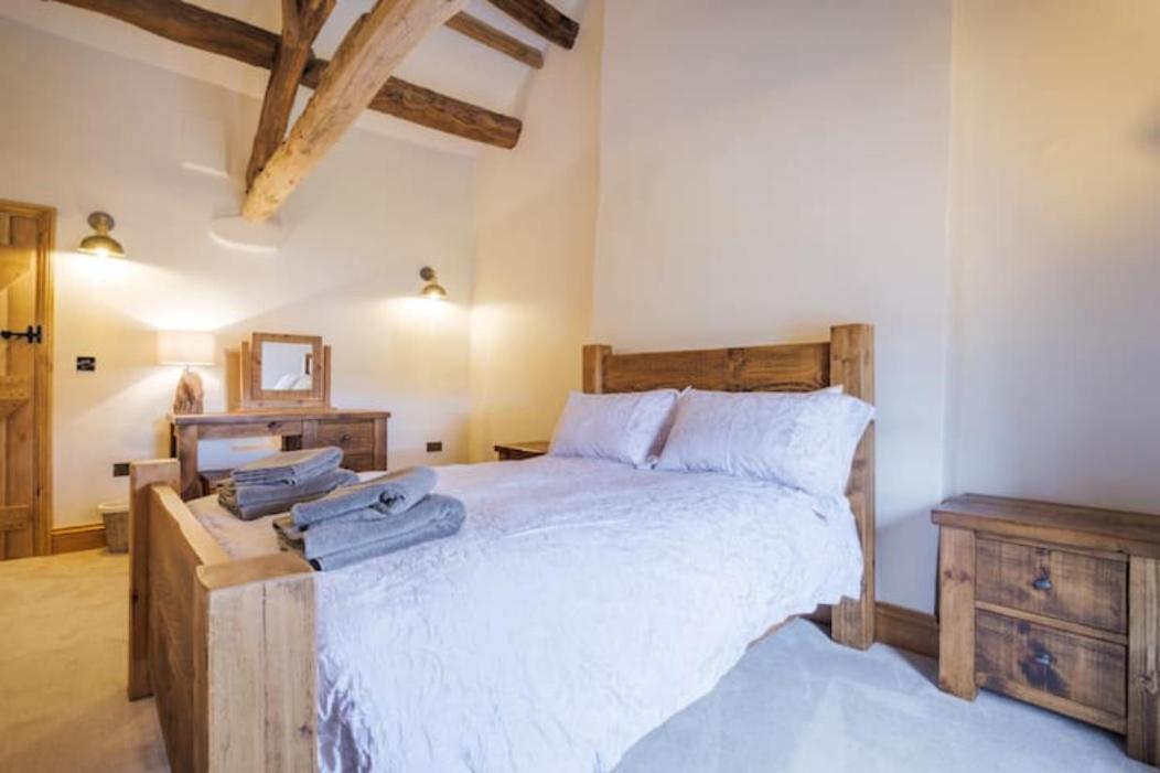5 Star Cottage On The Green With Log Burner - Dog Friendly Austwick Экстерьер фото