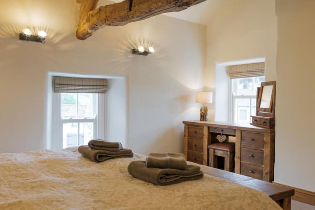 5 Star Cottage On The Green With Log Burner - Dog Friendly Austwick Экстерьер фото